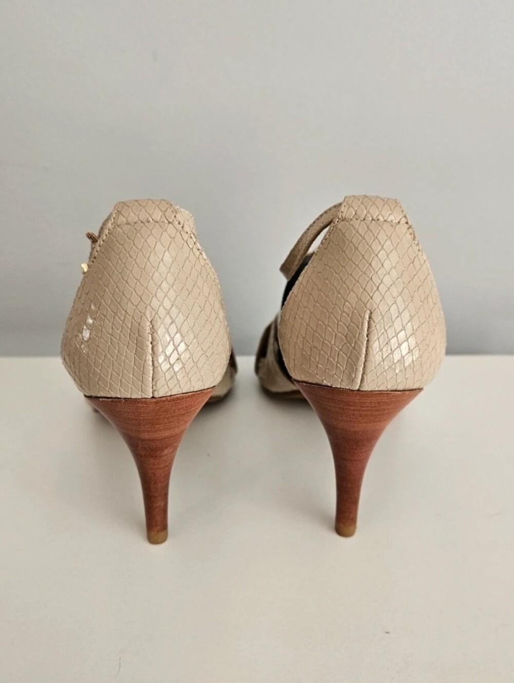 Talbots Nude Snake Skin Leather Ankle Strap Heels - Size 9.5 - Picture 5 of 8